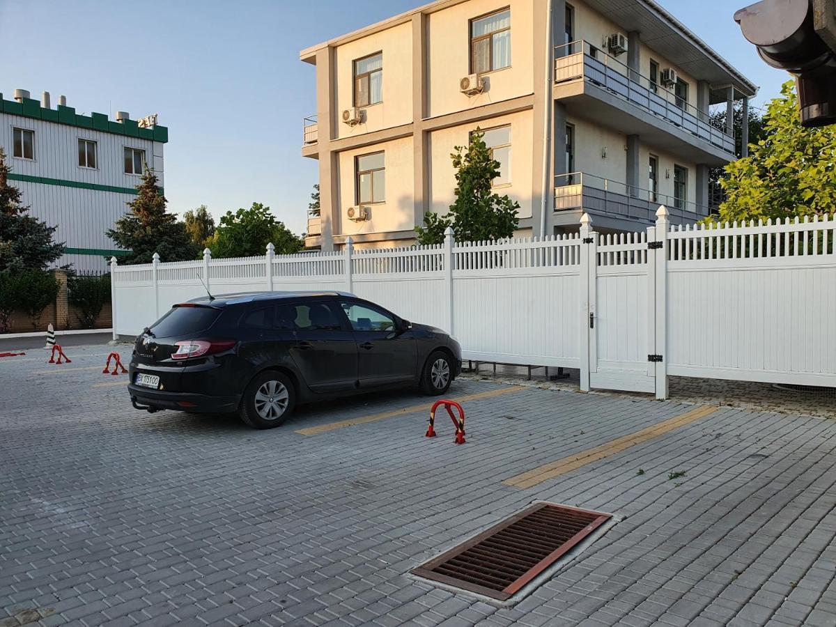 Aleksandriya Hotel Csornomorszk Kültér fotó