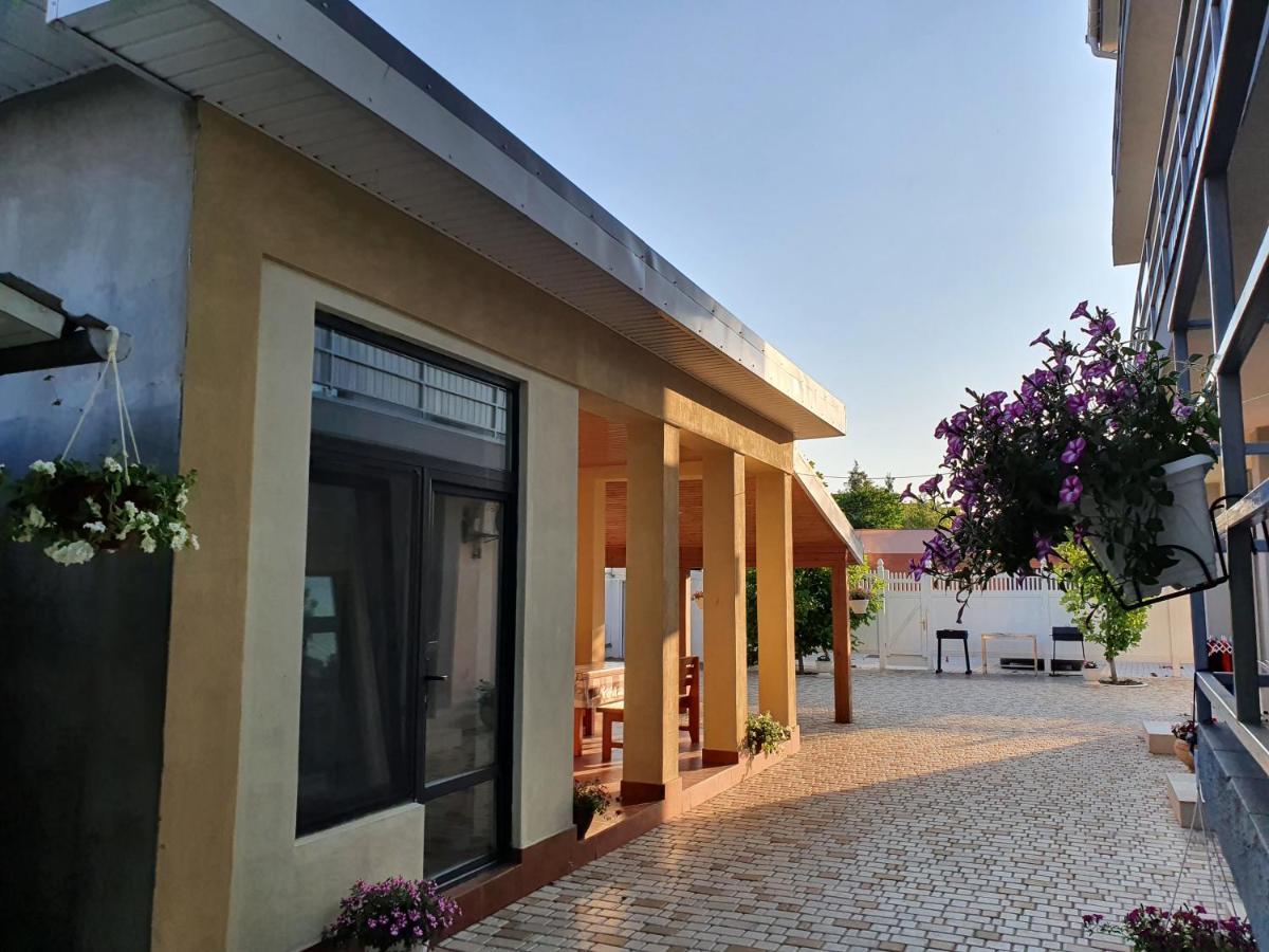 Aleksandriya Hotel Csornomorszk Kültér fotó