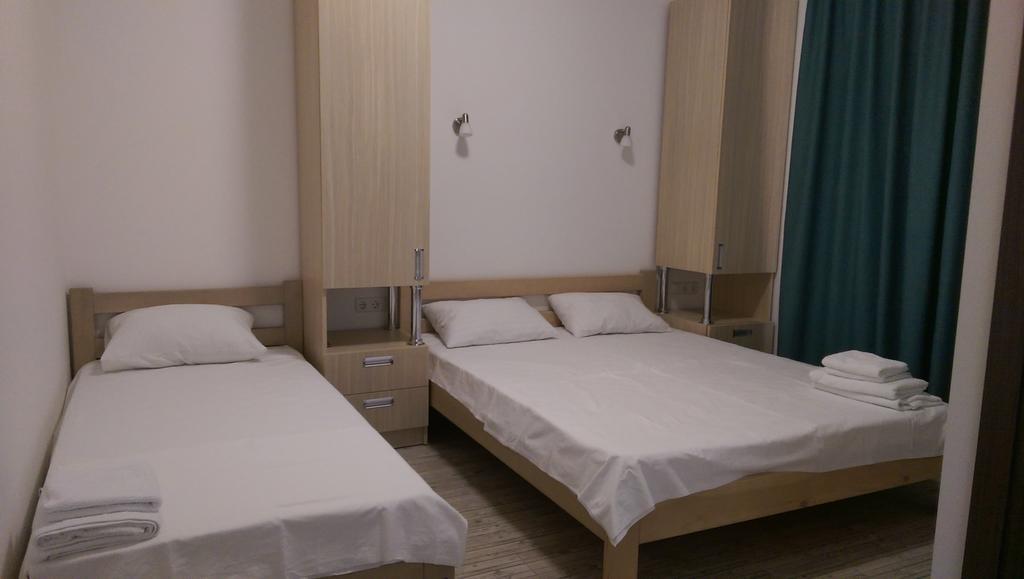 Aleksandriya Hotel Csornomorszk Kültér fotó